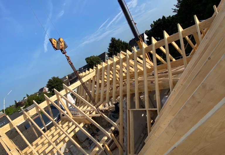 Dachstuhlbau-Firstetage